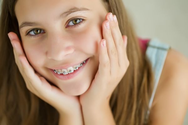 The Pros And Cons Of Ceramic Braces Belmont Smiles Orthodontist Belmont Ma