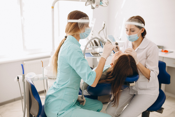 Teeth Straightening Options From Your General Dentist